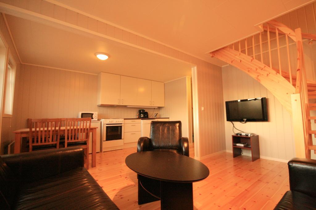 Sarnes Seaside Cabins 호닝스보그 외부 사진